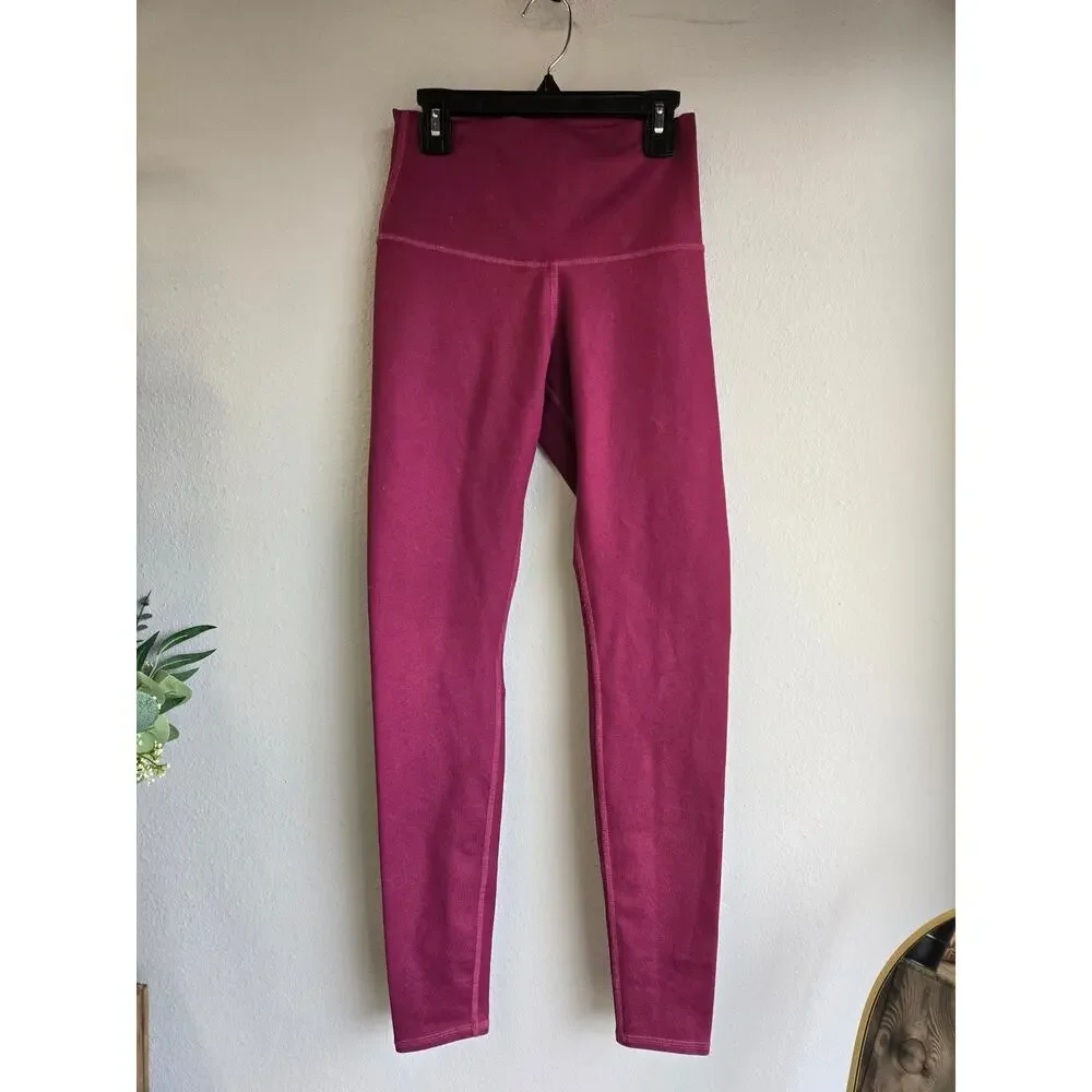 Alo Yoga High Waist‎ Airbrush Leggings Size S Berry Maroon Athletic